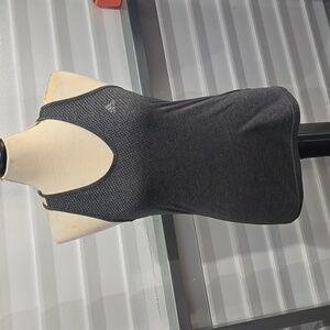 Adidas  Criss Cross Back Tank Top Gray Size Medium‎